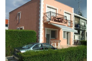 Šeiminis pensionas Bük 2
